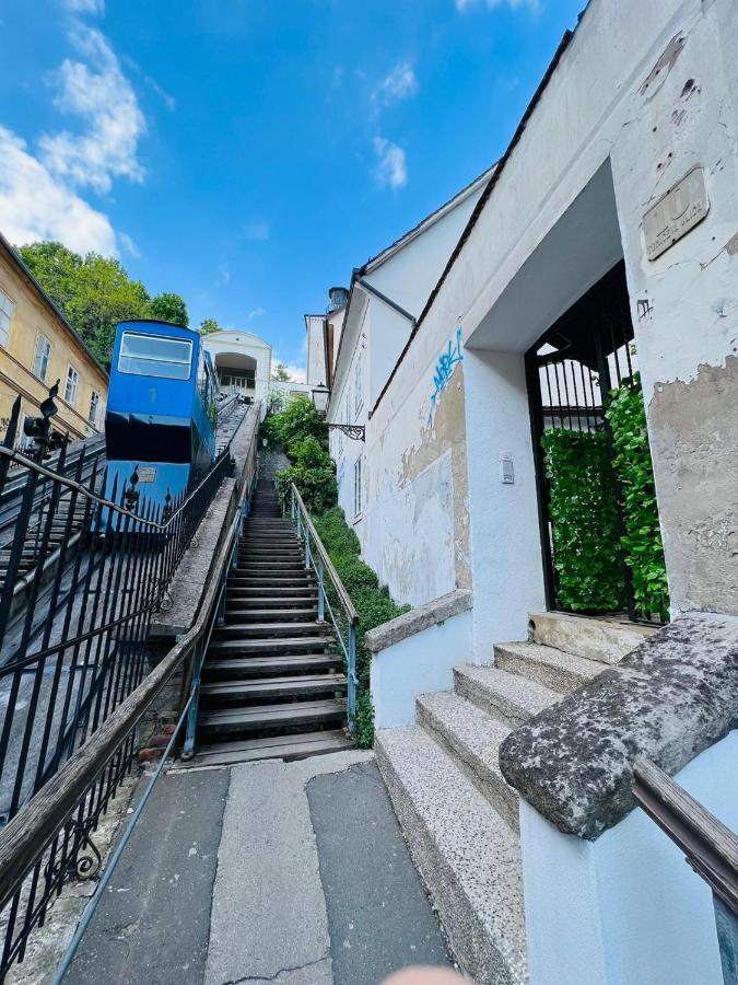 Downtown Secret Apartment Ζάγκρεμπ Εξωτερικό φωτογραφία