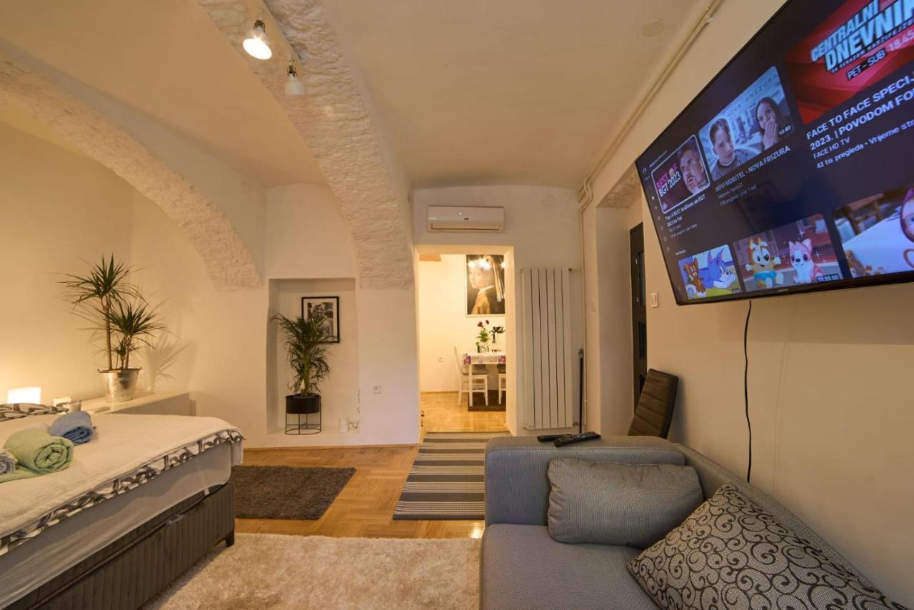 Downtown Secret Apartment Ζάγκρεμπ Εξωτερικό φωτογραφία