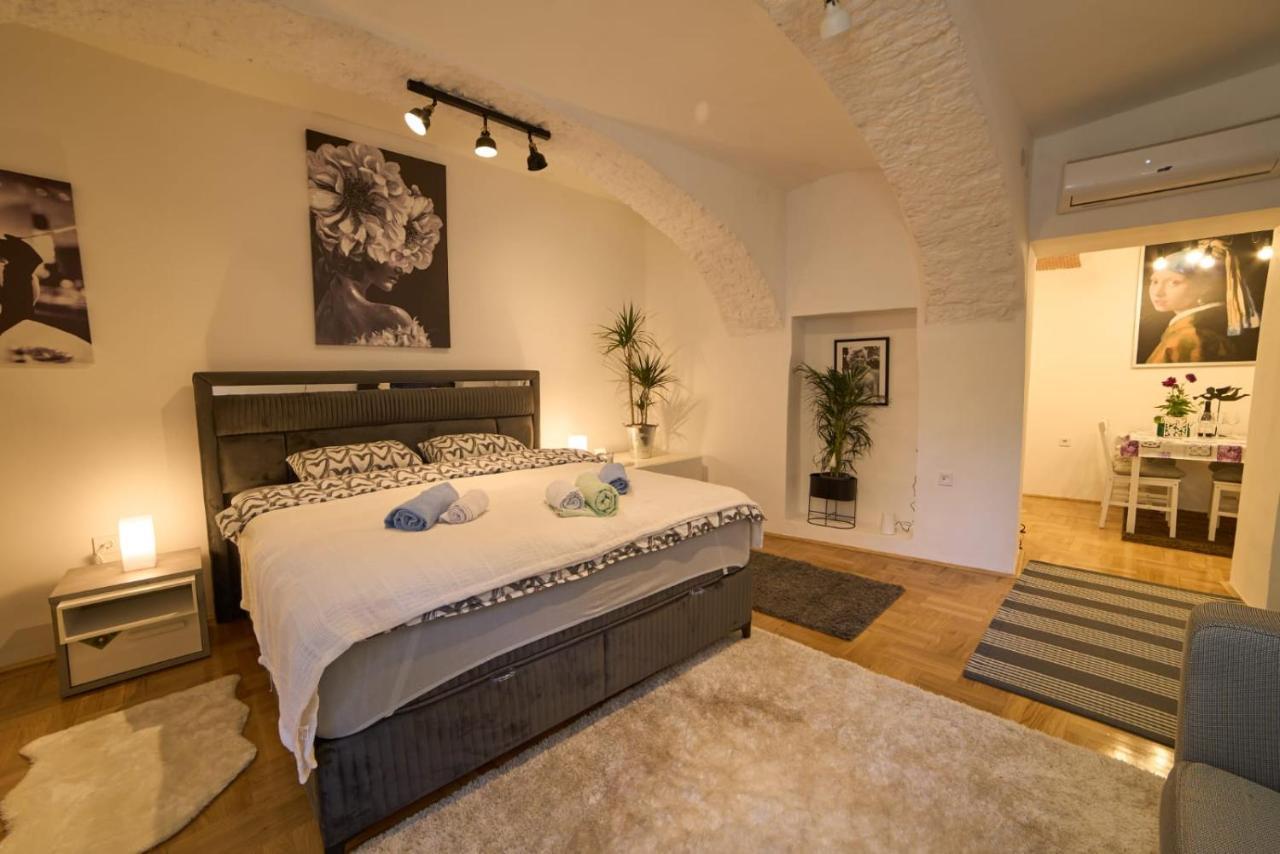 Downtown Secret Apartment Ζάγκρεμπ Εξωτερικό φωτογραφία