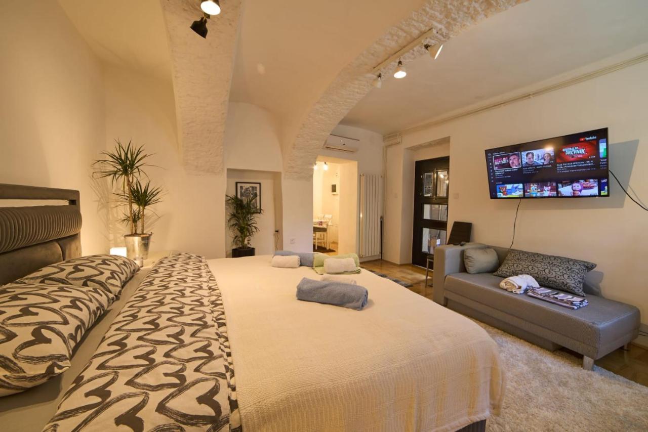 Downtown Secret Apartment Ζάγκρεμπ Εξωτερικό φωτογραφία