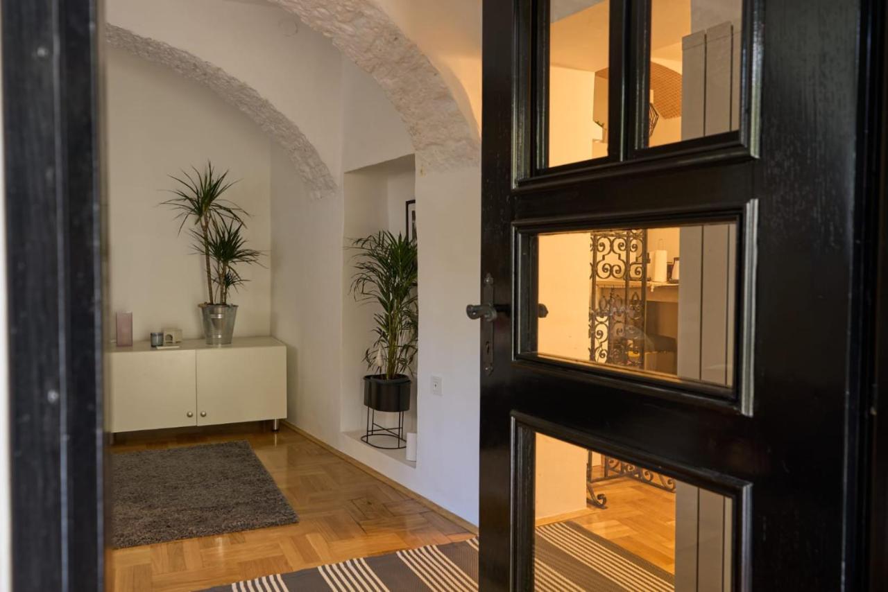 Downtown Secret Apartment Ζάγκρεμπ Εξωτερικό φωτογραφία