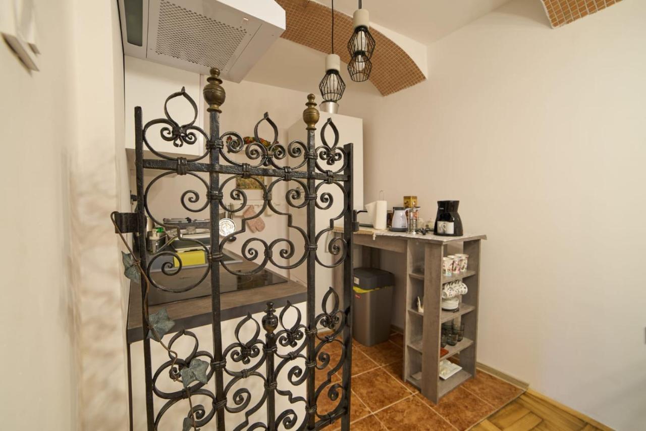 Downtown Secret Apartment Ζάγκρεμπ Εξωτερικό φωτογραφία